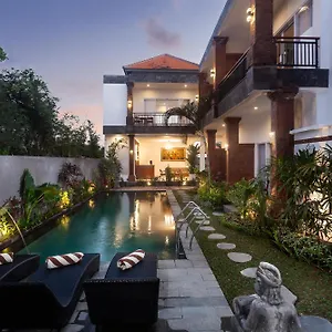 villa-sujiwa-ubud.ubudhotelsnow.com/